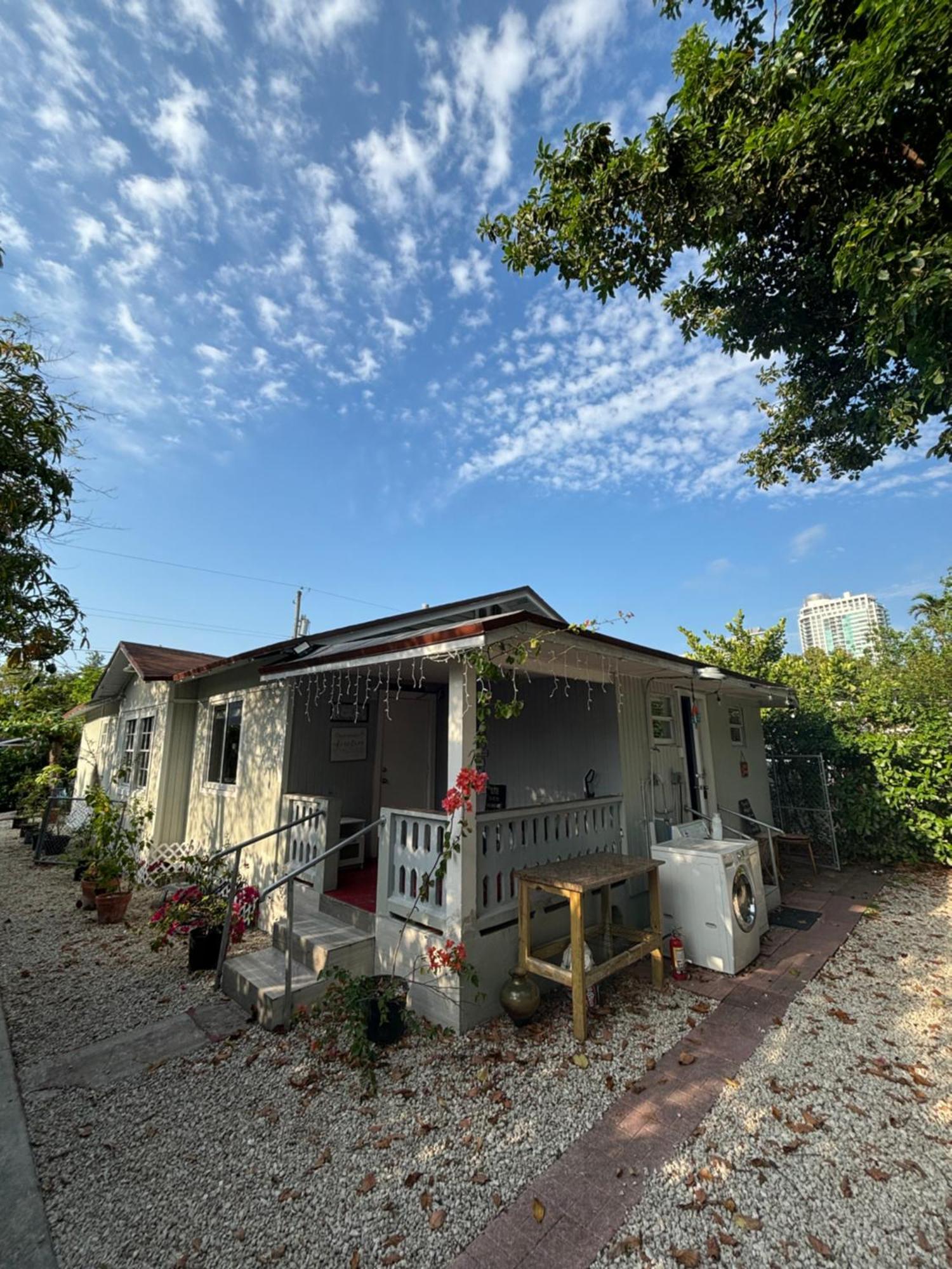 Deluxe Room In Best Location Miami In A 2 Bedrooms Unit - Parking, Laundry And Luggage Storage المظهر الخارجي الصورة