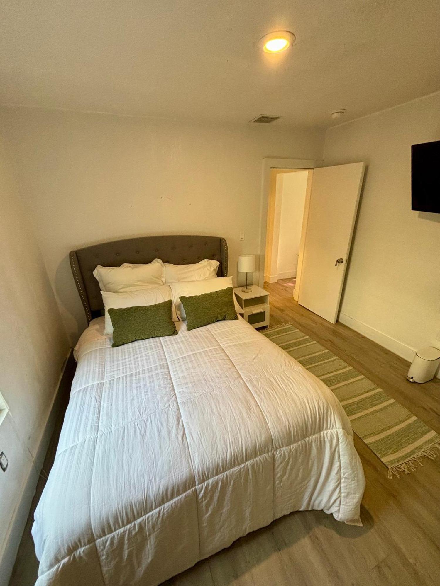 Deluxe Room In Best Location Miami In A 2 Bedrooms Unit - Parking, Laundry And Luggage Storage المظهر الخارجي الصورة